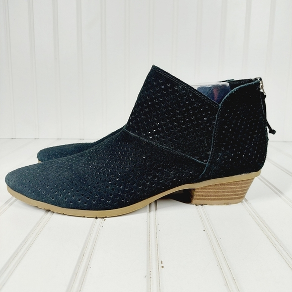 Kenneth Cole REACTION Black Suede Side Walk Ankle Boot E150 - Picture 1 of 13